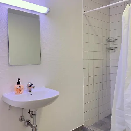 Cosy 1-bedroom In Apartment
