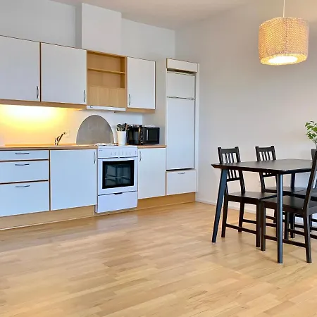 Cosy 1-bedroom In Apartment *